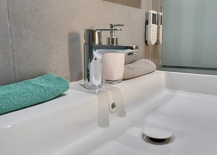 La Cle Escale Bleue, Route Du Parcours Des Arts Ppat